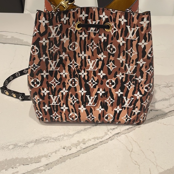 NWOT Authentic Neo Noe Wild at Heart - Picture 2 of 8